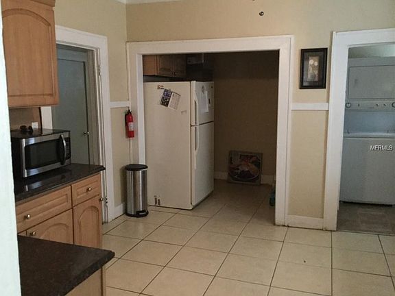 4th image of 2038 17th St S