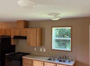 2756 Palmyra Rd, Palmyra, TN 37142