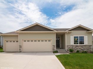 110 SE Waddell Way, Waukee, IA 50263