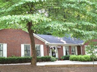 642 Dogwood Dr, Lawrenceville, GA 30045