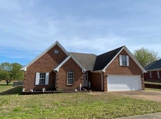 1268 S Lake Dr, Hernando, MS 38632