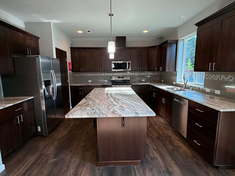 15550 Chad Dr SE — Photo 9