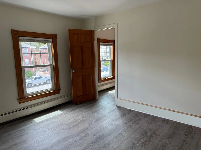 1011 Massachusetts Ave #3 — Photo 7