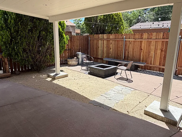 1601 Chaska Pl — Photo 16
