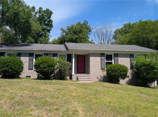 2507 Dumfries Rd, Greensboro, NC 27407