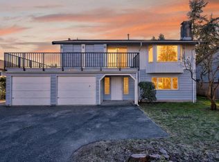 18950 Ford Rd, Pitt Meadows, BC V3Y 1X1