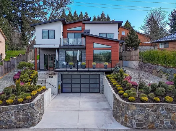 6575 Central Saanich Rd, Central Saanich, BC V8M 1Y3