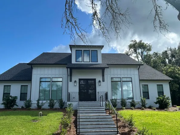 4084 Faulkner Ln, Tallahassee, FL 32311