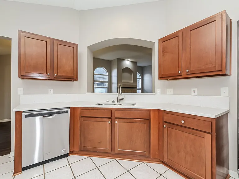 1455 Beecher Ln — Photo 8