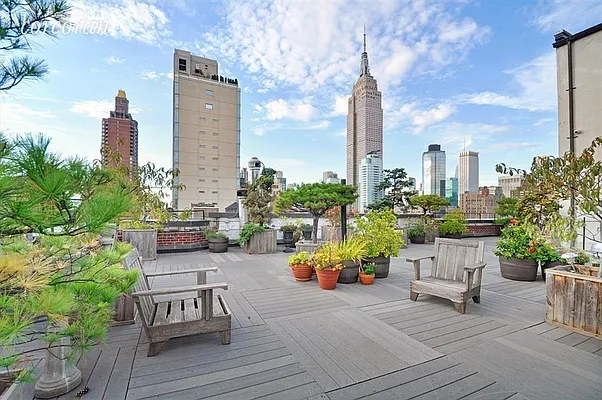 Sold by Compass | media 19