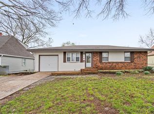 8141 NE 52nd St, Kansas City, MO 64119
