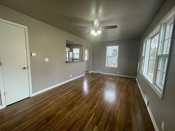 2nd image of 1221 Downtain St