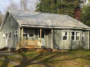 208 Salisbury St, Sandy Creek, NY