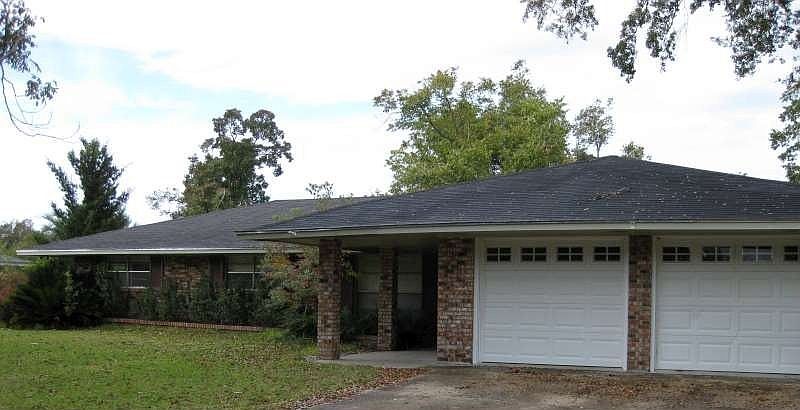 1st image of 9 Northwood Cir