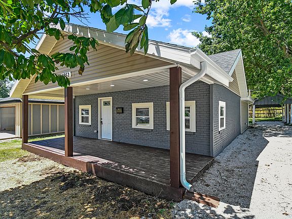 4th image of 1951 S Maryland Avenue