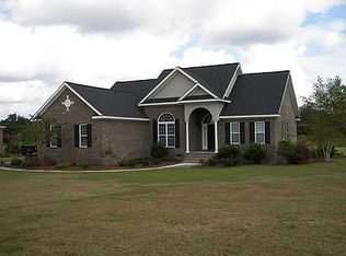 112 Heards Pond Ln, Thomasville, GA 31757
