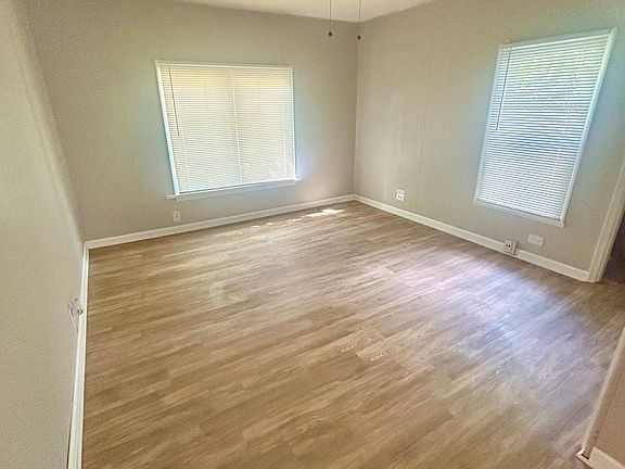4th image of 132 E Home Ave #1/2