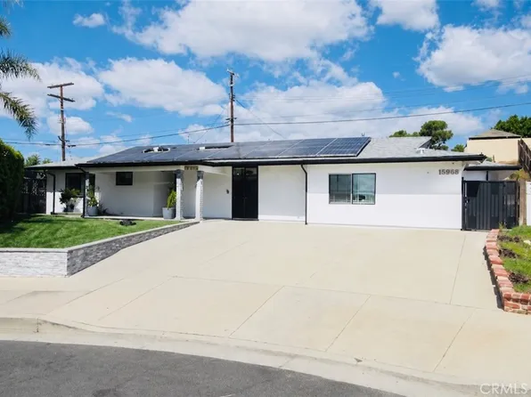 13033 Grade Ave, Sylmar, CA 91342