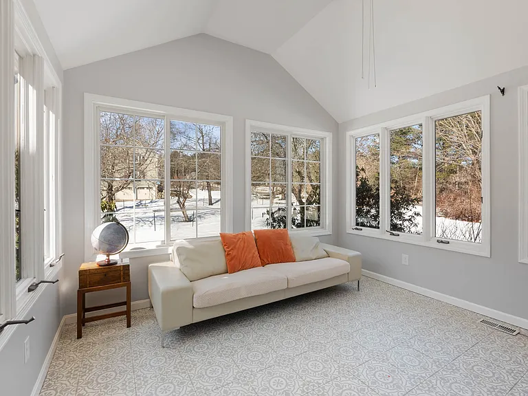 65 Kendall Hill Rd — Photo 16