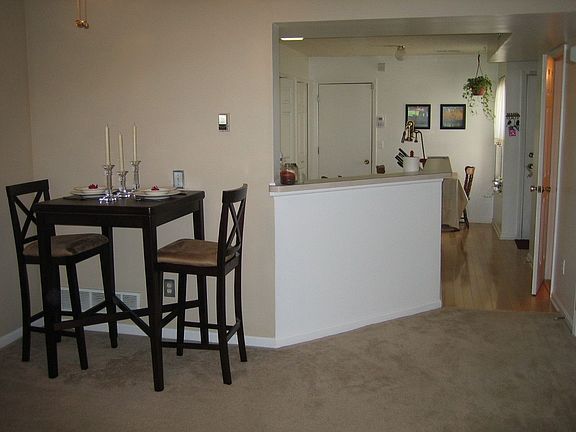 3rd image of 6740 Rockridge Ct