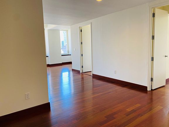 4th image of 305 E 63rd St APT 11C