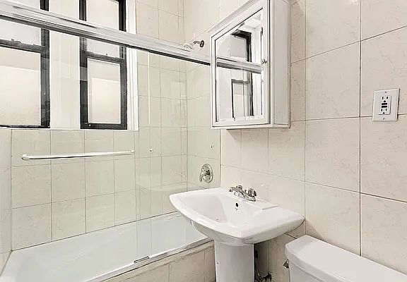 3rd image of 342 W 56th St APT 2C