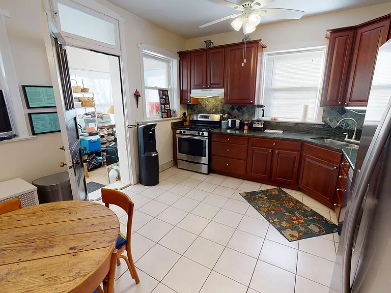 1133 W North Shore Ave #2 — Photo 12