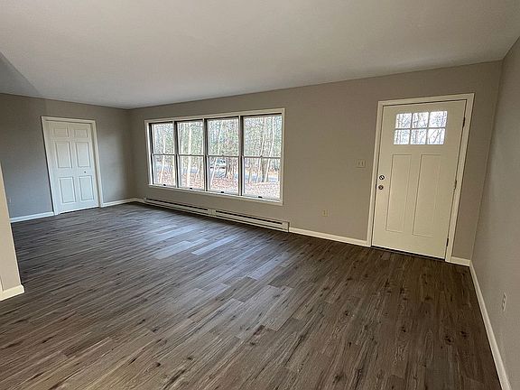 LR/FR viewed from kitchen