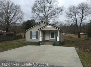 2221 Pelham Rd S, Jacksonville, AL 36265