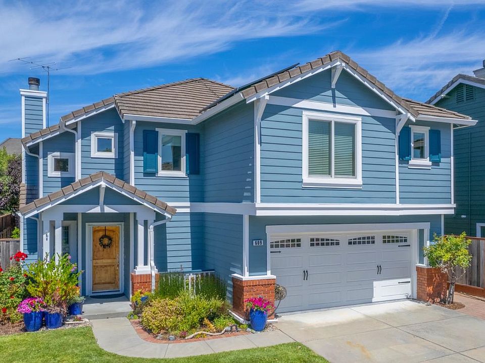 1st image of 609 Coast Range Dr