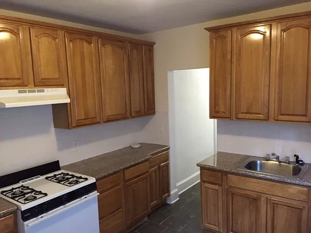 363 Victory Blvd #1R — Photo 3