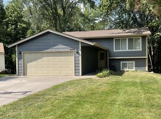 16724 Anna Trl SE, Prior Lake, MN 55372
