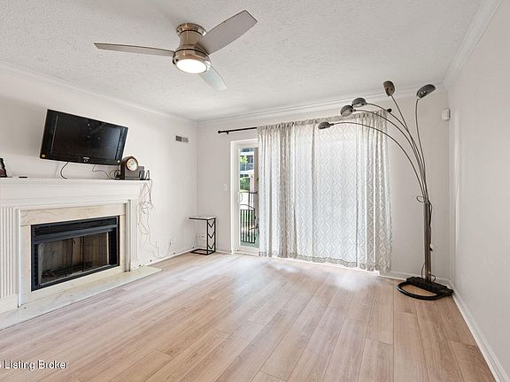 5th image of 1003 Donard Park Ave