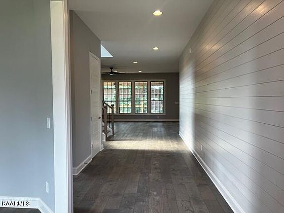 2nd image of 9112 Beechvale Dr