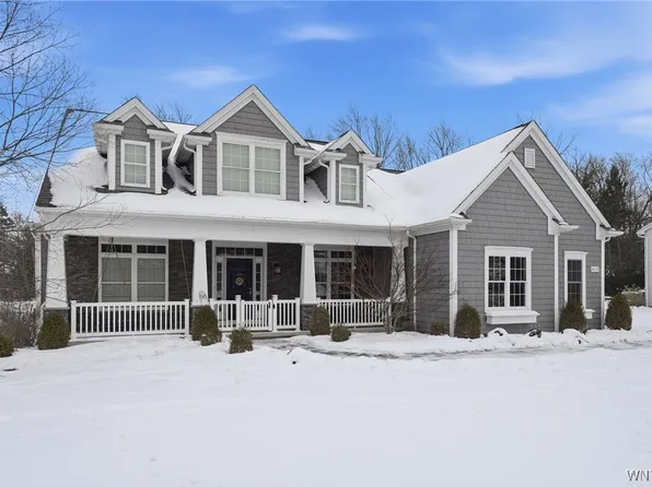 5115 Willowbrook Dr W, Clarence, NY 14031