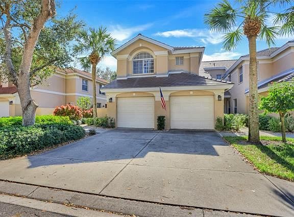 2nd image of 25232 Pelican Creek Cir APT 101