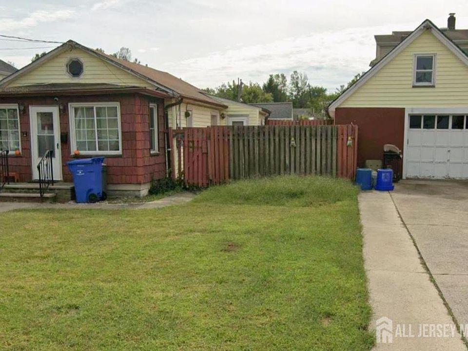 1st image of 20 Miller St