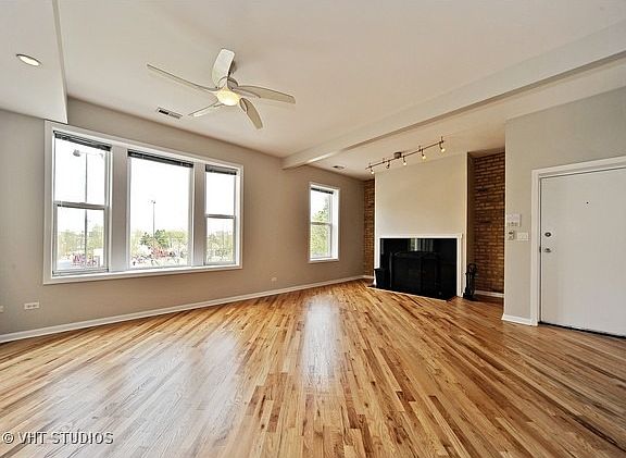 4th image of 2711 W Schubert Ave #2D