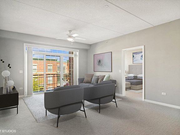 2nd image of 132 W Johnson St Unit 302