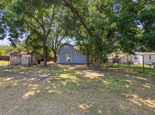 511 Denver St, Alvord, TX 76225