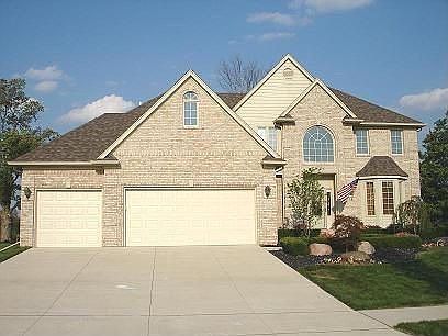 1st image of 57338 Hawthorn Dr
