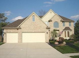 57338 Hawthorn Dr, Washington, MI 48094