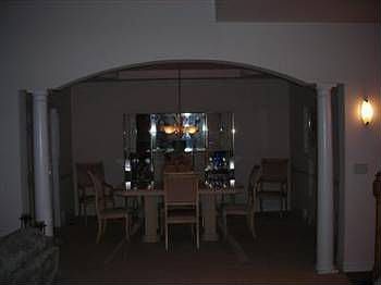 4th image of 1556 McCausland