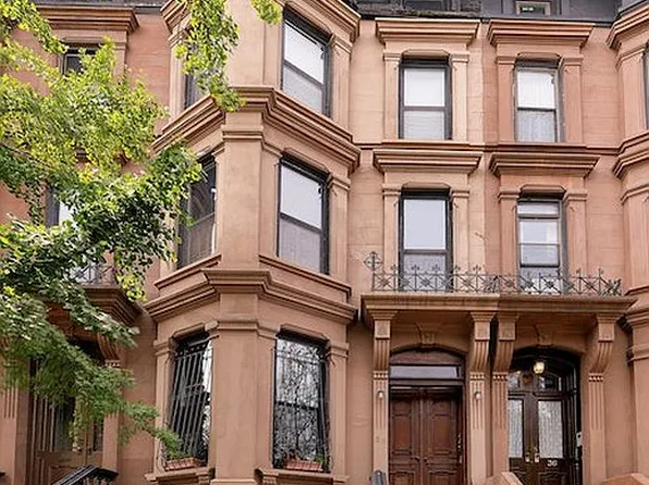 38 7th Ave APT 4, Brooklyn, NY 11217