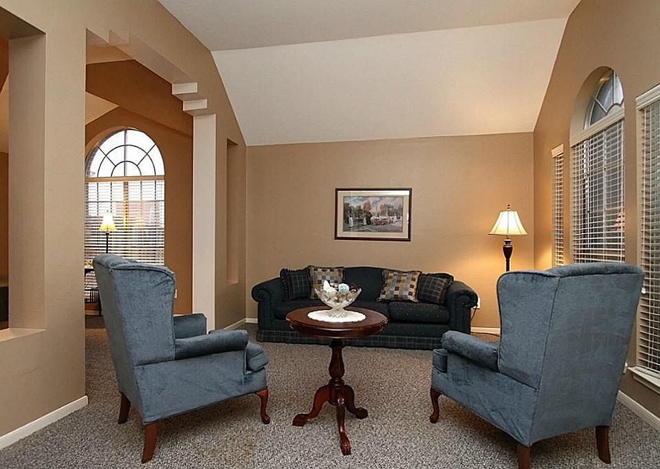 1st image of 21406 Wildcroft Dr