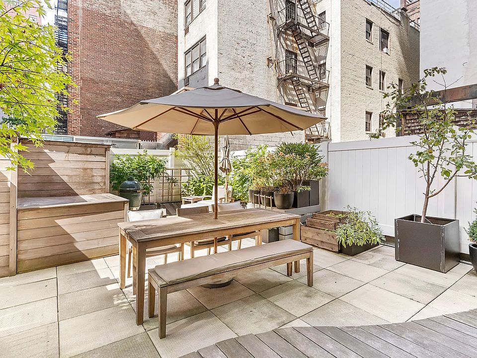 1st image of 1438 3rd Ave APT 2B