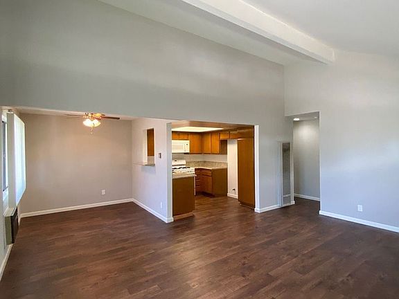 4th image of 3635 Howard Ave