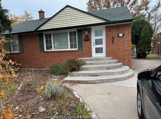 1167 Isabelle Pl, Windsor, ON N8S 3B3
