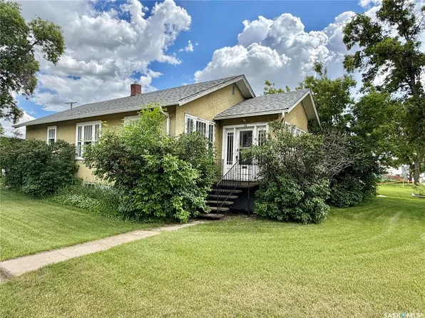 175 5th AVENUE NW, Swift Current, SK S9H 0W3