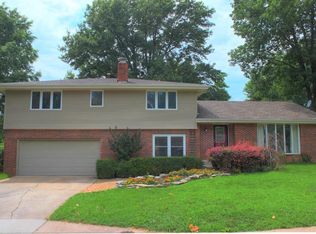 5529 S Dollison Ave, Springfield, MO 65810